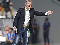 Эрвин Куман покинул пост главного тренера столичного 