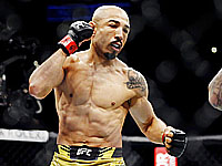 UFC. Файзиев победил нокаутом. Альдо справился с Фонтом