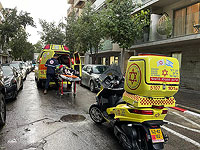 В Тель-Авиве мужчина получил тяжелые травмы при падении с третьего этажа