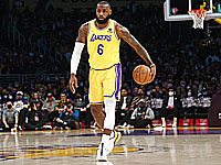 Леброн Джеймс попал в коронавирусный протокол НБА