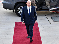 Премьер-министр Израиля Нафтали Беннет прибыл в Абу-Даби с первым официальным визитом