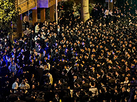 Раскол между двумя дворами гурских хасидов: в Бней-Браке проходит многотысячная акция протеста