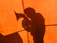 Известный музыкант подал жалобу в полицию на знакомую за домогательства