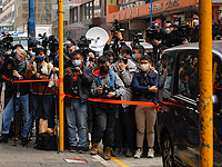 В Гонконге после обыска закрыто ведущее оппозиционное издание