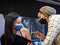 ЦАХАЛ направляет 150 фельдшеров для работы на пунктах вакцинации