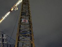 В Тель-Авиве иностранец разбился насмерть, упав с подъемного крана с высоты 40 метров