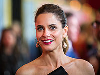 Актрисе и писательнице Аманде Пит – 50 лет. Фотогалерея