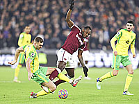 Дубль Боуэна. Ярмоленко вышел на замену.