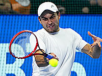 Финал турнира в Сиднее. Карацев победил Маррея