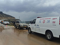 В Самарии автомобиль смыло с дороги, двое пострадавших