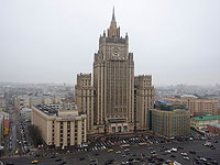 NYT: Россия эвакуирует из Украины семьи дипломатов