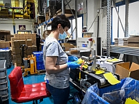 Асимптоматичным носителям COVID-19 на жизнеобеспечивающих должностях разрешили выходить на работу