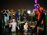 Крещенские купания в России, Украине, Литве и Израиле. Фоторепортаж