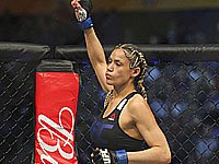 Спортсменка ММА опубликовала эротические фотографии