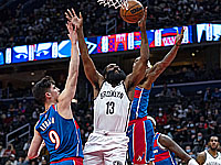 Эмбиид набрал 50 очков. Дени Авдия набрал 13 очков. 