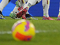 Капрари забивает пяткой. Победный гол бывшего форварда 