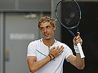 Надаль и Шаповалов вышли в четвертьфинал Открытого чемпионата Австралии