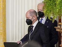 Байден на брифинге с Шольцем: