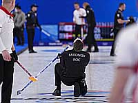 Олимпиада. Керлинг. Россияне победили датчан