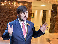 Главы ДНР и ЛНР попросили Путина признать независимость самопровозглашенных республик