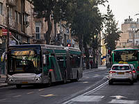 Возле Иерусалима развалился на две части автобус-гармошка компании