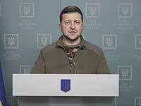 Зеленский опубликовал видео из своего кабинета в Киеве: 