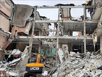 Полиция: в результате ударов армии РФ в Харькове разрушены сотни жилых домов, десятки школ и детских садов