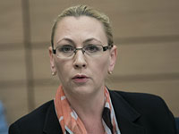 Депутат Малиновская: беженцы из Украины спят на скамейках в подвале в аэропорту 