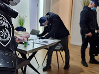 Тайный агент полиции помог задержать десятки торговцев наркотиками и боеприпасами