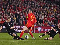 Дубль Бэйла оставил австрийцев без чемпионат мира