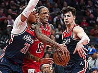 Дени Авдия набрал 14 очков.