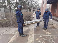 Работа саперов в зоне боевых действий на территории Украины. Фоторепортаж