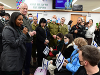 Министр алии ближайшей ночью вылетит в центр приема беженцев на границе Польши и Украины