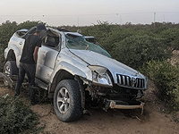 На пустыре в Беэр-Шеве перевернулся джип, двое пострадавших