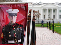 США и Россия обменяли летчика-контрабандиста на студента-дебошира