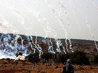 Maan сообщает о троих раненых в ходе столкновений с израильскими военными около Рамаллы