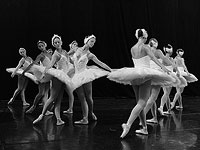 Звезды The Royal Ballet из Лондона Марианела Нуньес и Вадим Мунтагиров на сцене Израильского балета