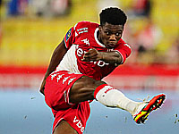 Чемпионат Франции. Дубль Чуамени принес 