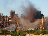 Армия РФ продолжает атаковать мариупольскую