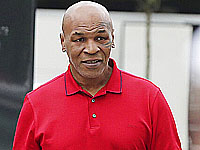 Майк Тайсон не предстанет перед судом за избиение пассажира самолета