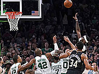 Адетокунбо сокрушил