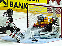 Чемпионат мира по хоккею. Победы финнов и канадцев