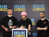 Группа Kalush Orchestra после победы на 