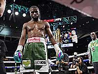 Бои в Абу-Даби. Флойд Мейвезер устроил шоу. Андерсон Сильва победил