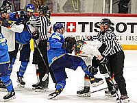 Чемпионат мира по хоккею.  Латвийцы победили сборную Великобритании, немцы - Казахстана