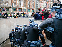 В Москве задержан активист с плакатом: 