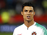 Судья отклонил иск Кэтрин Майорги против Криштиану Роналду