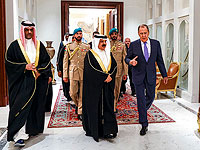 Лавров прибыл с визитом в Бахрейн