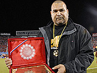 Легендарный вратарь Хосе Луис Чилаверт - кандидат в президенты Парагвая