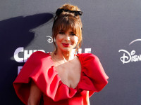 Певице и танцовщице Поле Абдул – 60. Фотогалерея